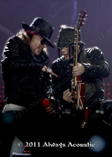 Guns N' Roses Review from the Allstate Arena