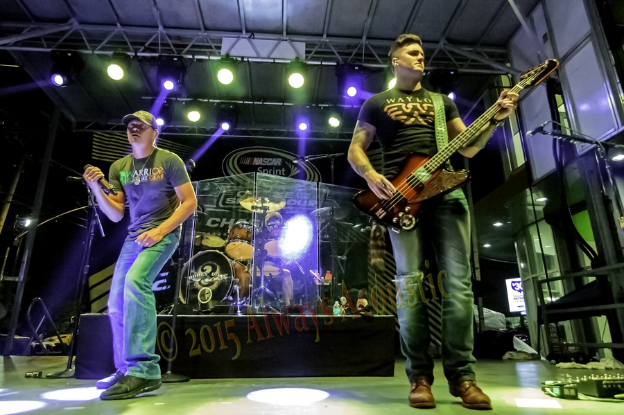 3_Doors_Down_2015-09-17_1400.jpeg