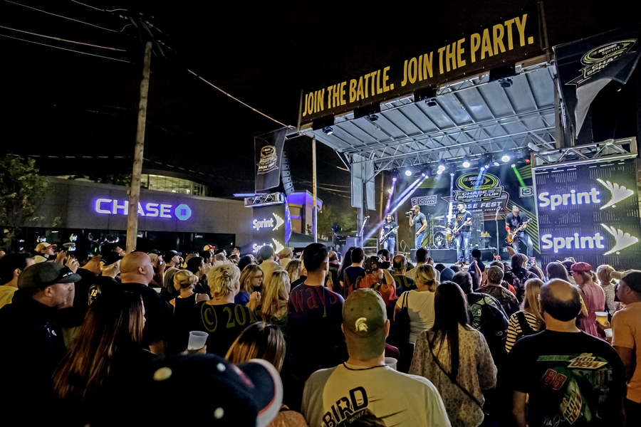 3_Doors_Down_2015-09-17_1416.jpeg