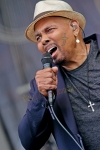 AARONNEVILLE045