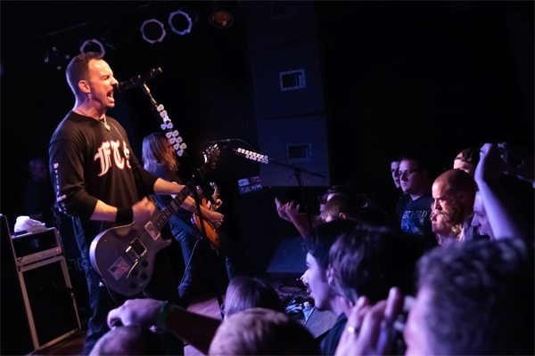 mark_tremonti_20120923_0050
