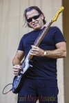 Tommy_Castro_The_Painkillers_ga_by_Toronzo_Cannon_2016.06.10_5048.jpeg