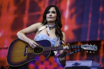 kaceymusgraves_9192015_009.jpeg
