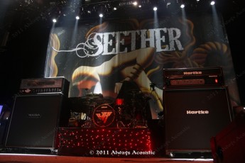 seether09182011003