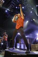 shinedown_20120516_7330