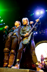 2013-08-23_shinedown_3815